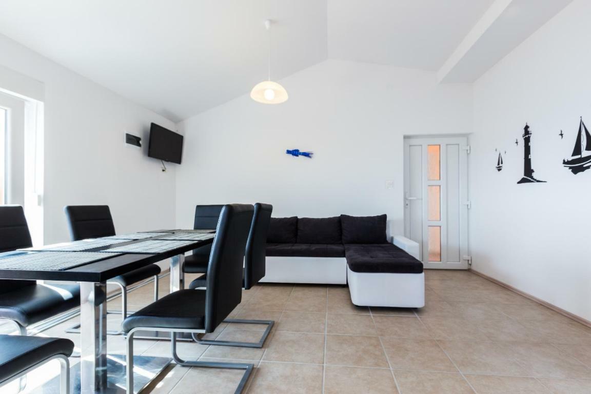 Apartmani Filip Mandre Esterno foto