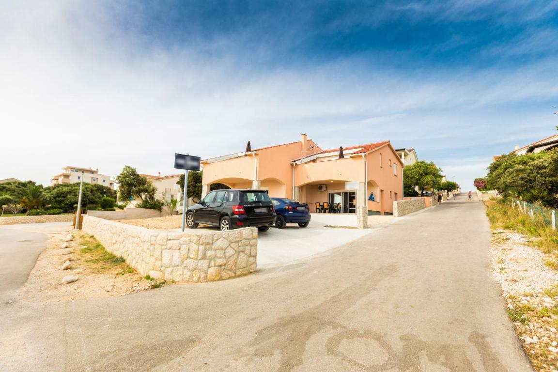 Apartmani Filip Mandre Esterno foto