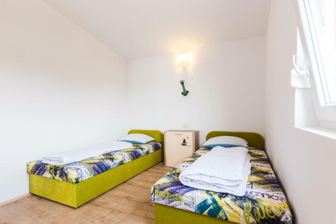 Apartmani Filip Mandre Esterno foto