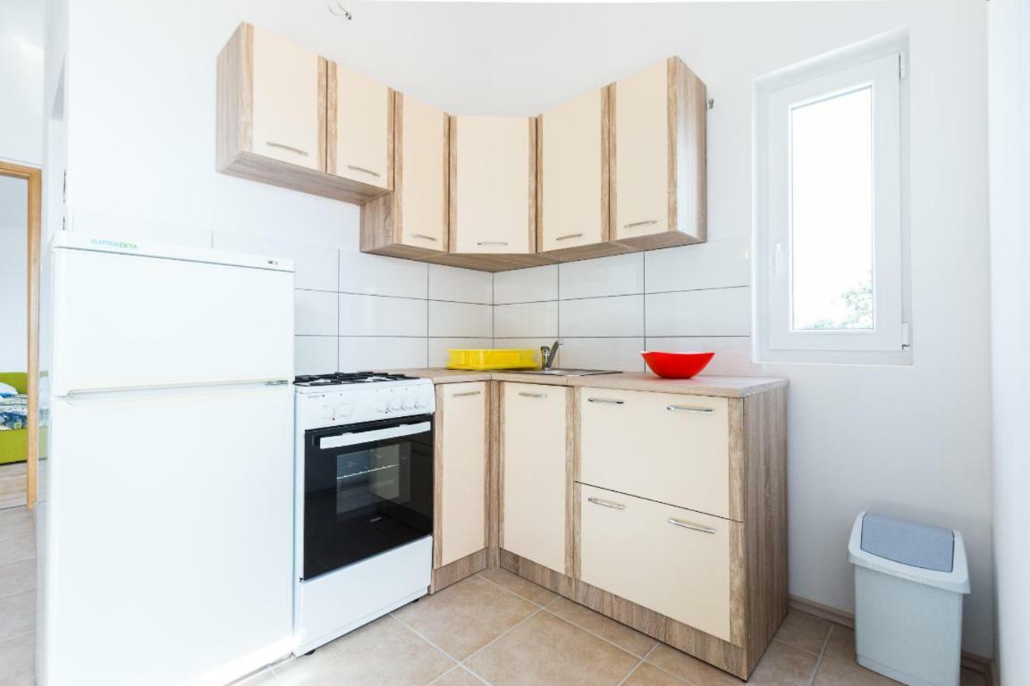 Apartmani Filip Mandre Esterno foto